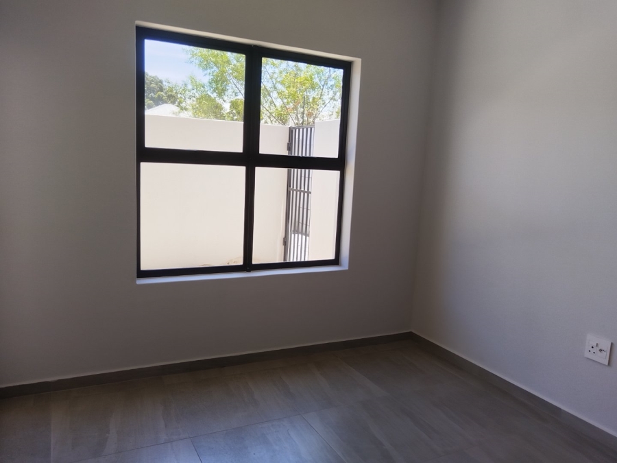 1 Bedroom Property for Sale in Table View Western Cape